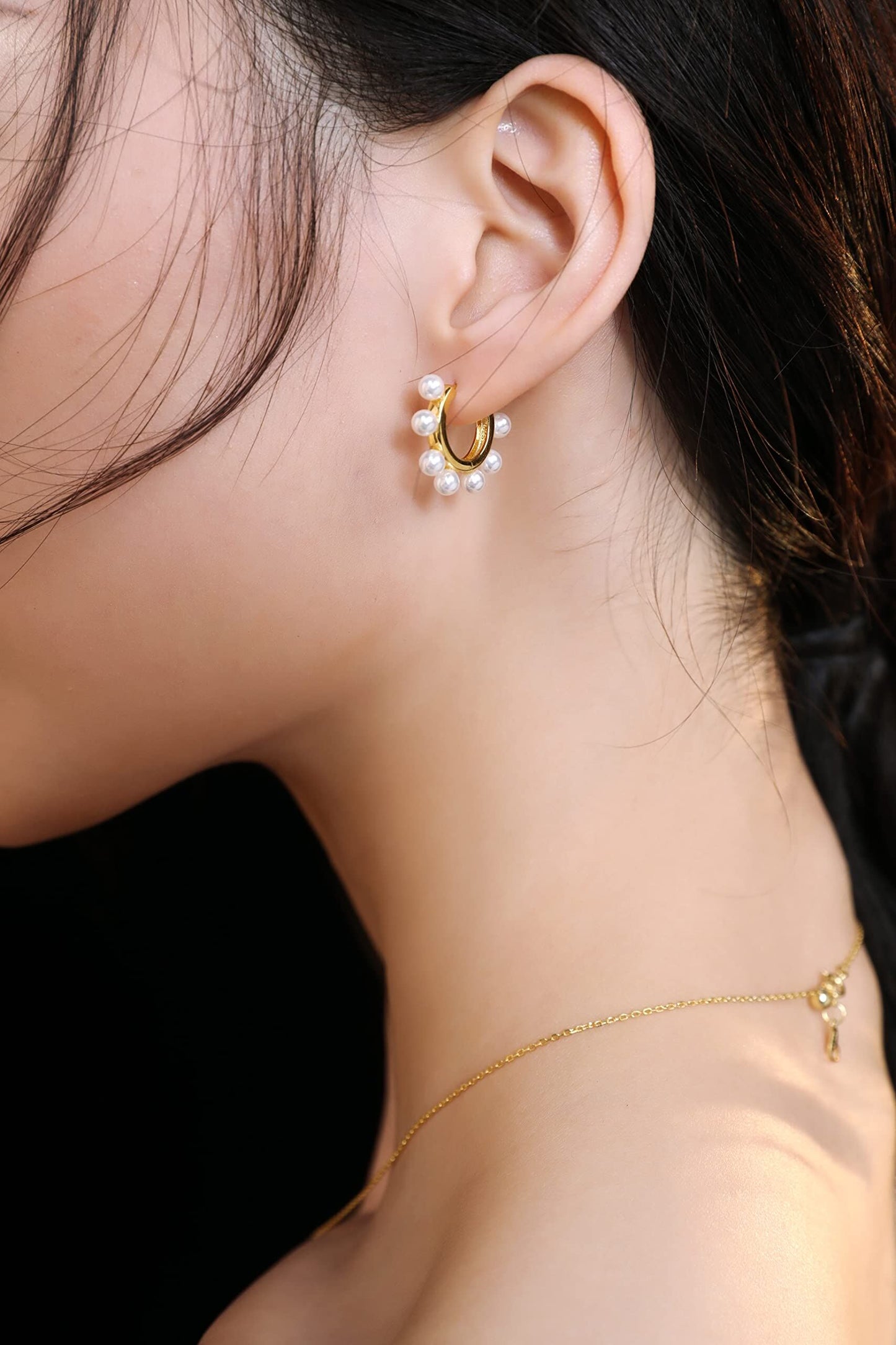 925 Sterling Silver 925 Gold Plated Small Round White Pearls Huggie Hoop Earrings for Women