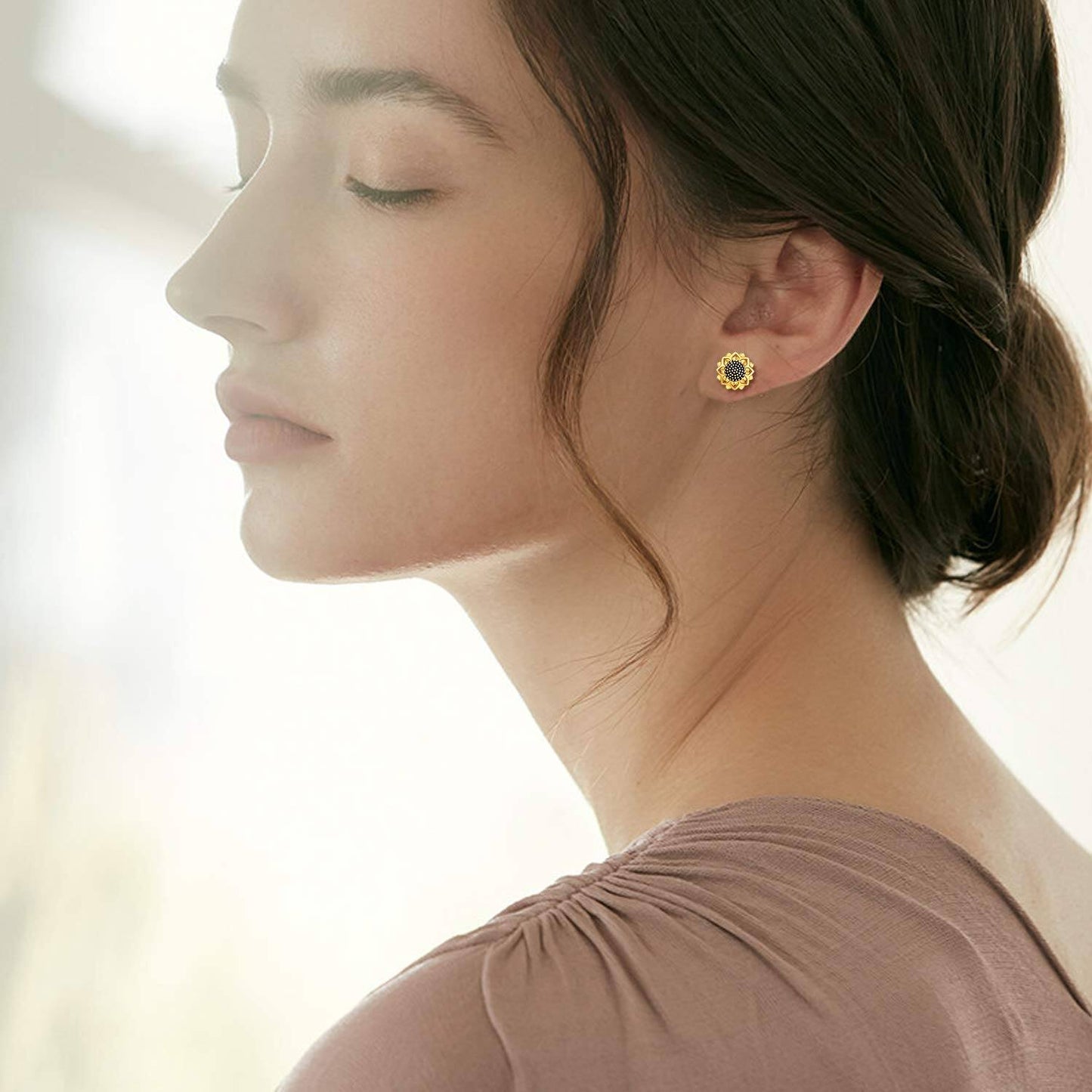 925 Sterling Silver Daisy Sunflower Stud Earrings for Women Birthday Gifts Moonstone Gold Plated Flower Earrings Sunflower Jewelry