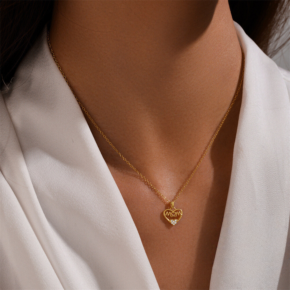 925 Sterling Silver Heart-shaped English Letter Pendant Necklace With Zircon