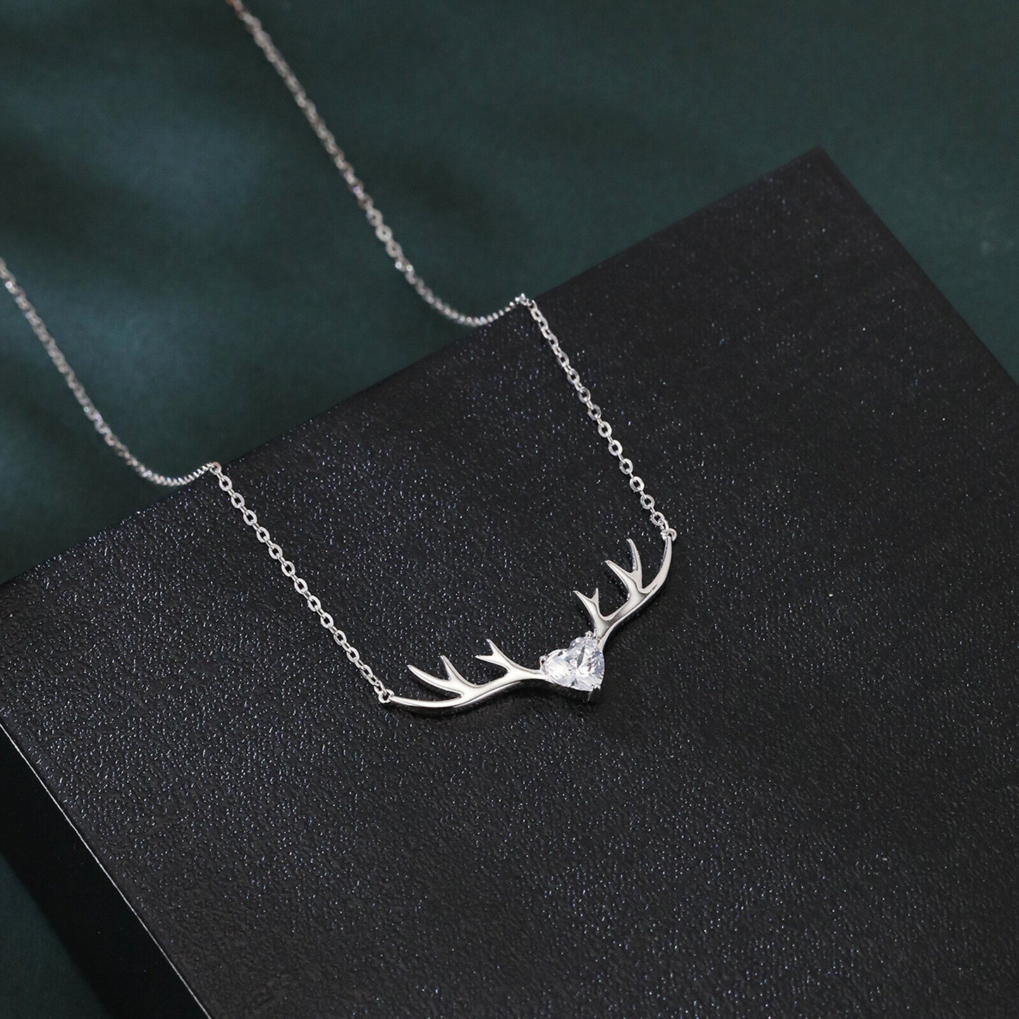 925 Sterling Silver Elegant Deer Antler Necklace With Heart Gemstone Pendant